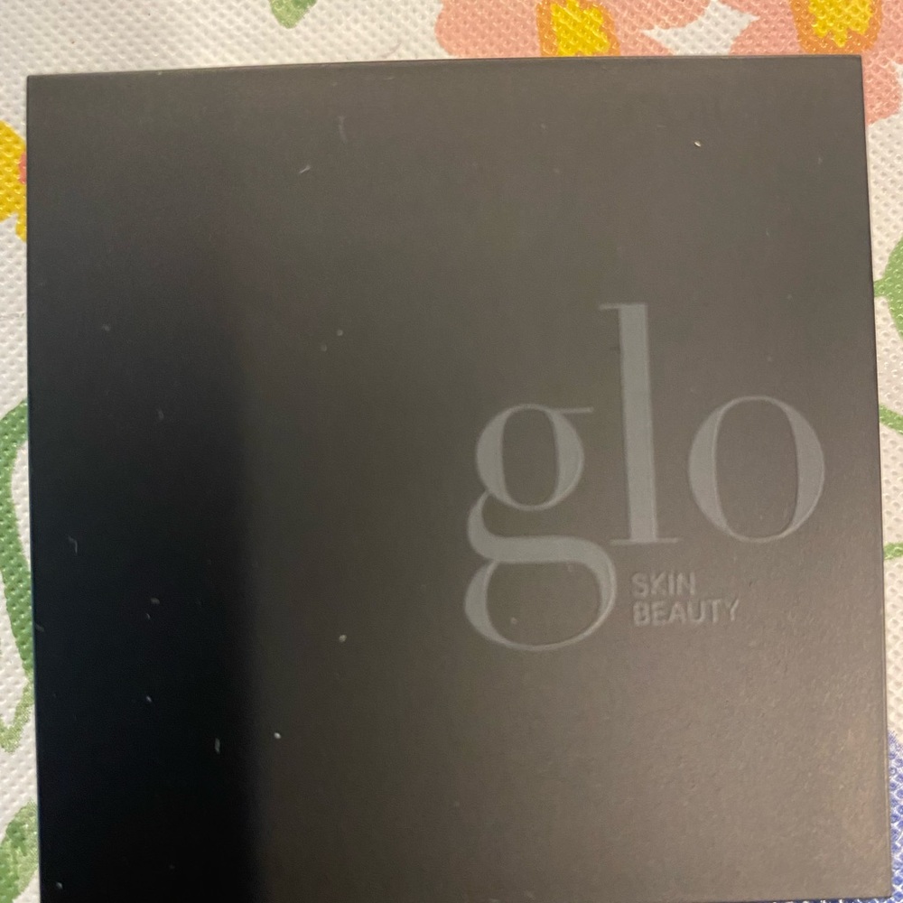 Glo brow quad